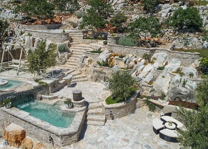 House Ston Nyaraló *