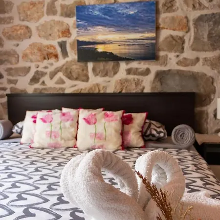 Nyaraló House Ston *